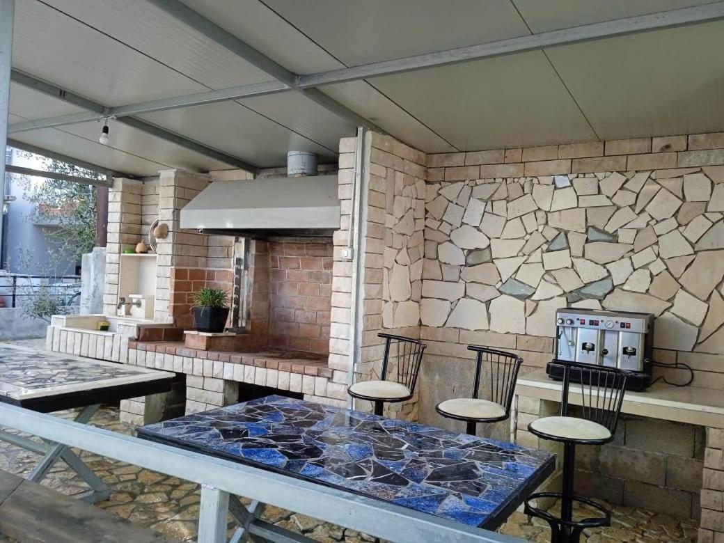 Villa Besnik, rooms for rent Vlorë Eksteriør billede